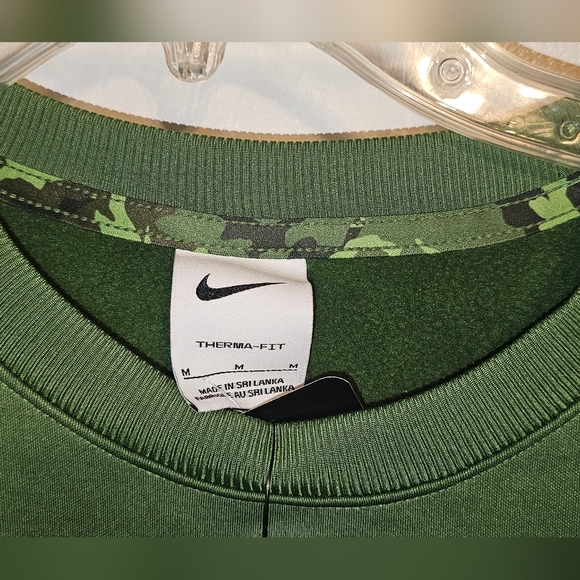 Arkansas Razorback On Field Sweatshirt - Picture 3 of 10